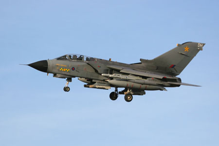 ZD709_2